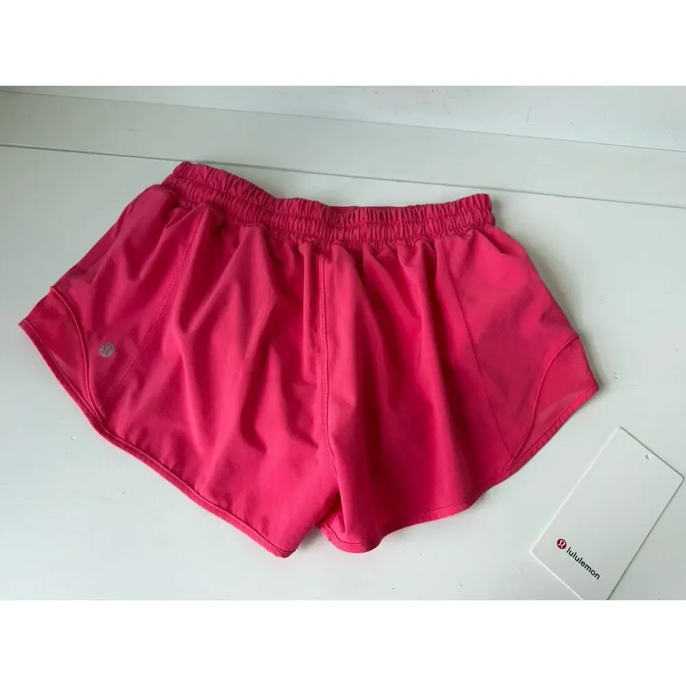 Lululemon Square Tag Hotty Hot Size 8 Low-Rise Lined Short 2.5” Lip Gloss Pink